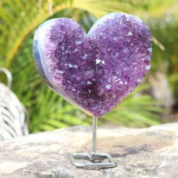 1.45kg Natural Amethyst Geode Heart [AME23]