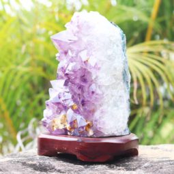 4.25kg Natural Amethyst Lamp with Timber Base [CRY408] | Himalayan Salt Factory