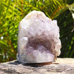 2.48kg Natural Amethyst Lamp [CRY424] | Himalayan Salt Factory