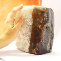 3.45kg Agate Crystal Lamp [CRY604] 5 | Himalayan Salt Factory