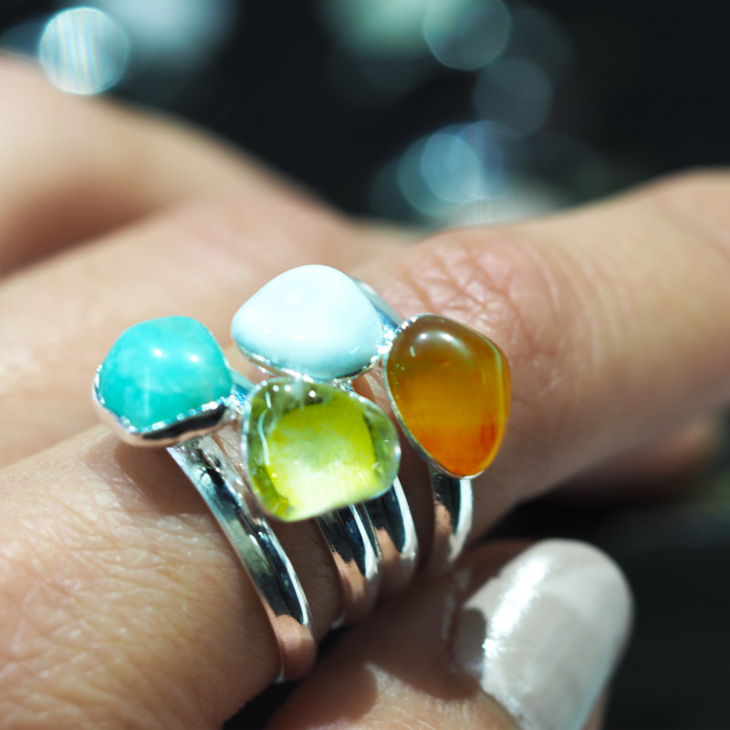 x30 set Raw Gemstone Silver Plated Rings BR 674 7 x30 set Raw Gemstone Silver Plated Rings BR 674 | Himalayan Salt Factory