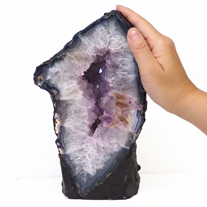 3.45kg Amethyst Crystal Geode Specimen DS94 4 Amethyst Crystal Geode Specimen DS94-1 | Himalayan Salt Factory