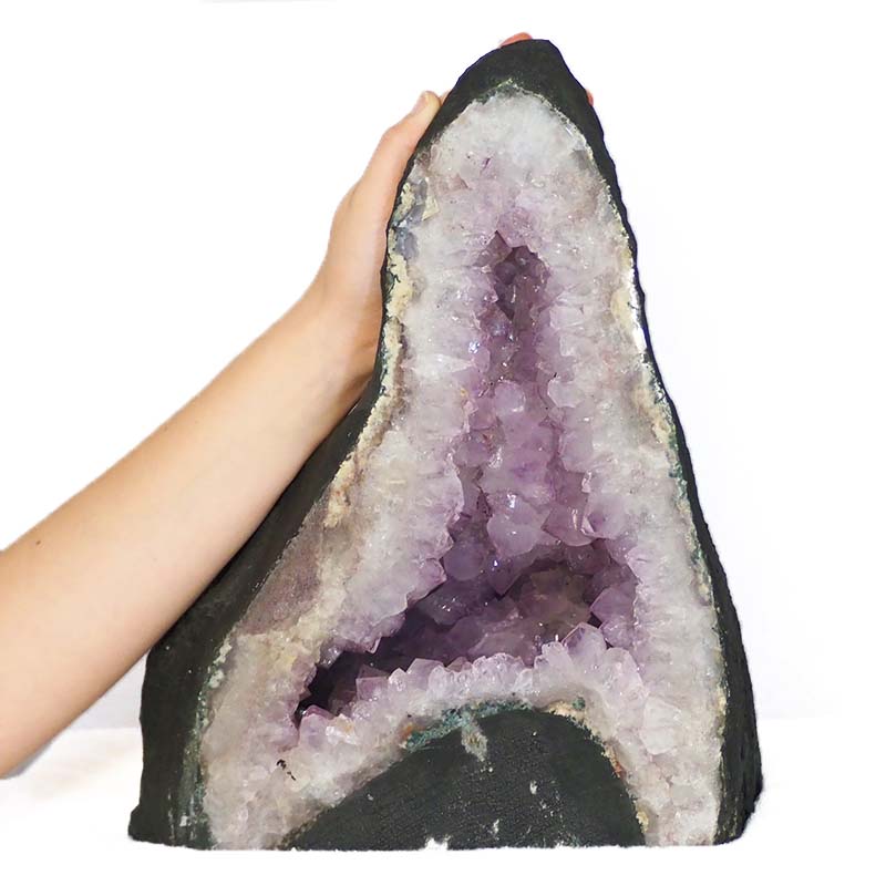 16kg Amethyst Crystal Geode Specimen DS70 4 16kg Amethyst Crystal Geode Specimen S70-1 | Himalayan Salt Factory
