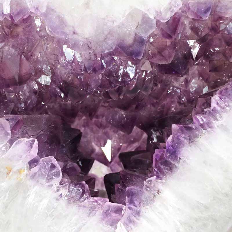 23kg Natural Amethyst Geode Heart DS141 4 Amethyst Crystal Geode Specimen DS141 | Himalayan Salt Factory