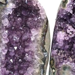 1.8kg Amethyst Crystal Geode Specimen Set 2 Pieces DS200 7 Amethyst Crystal Geode Specimen Set 2 Pieces DS200-2 | Himalayan Salt Factory