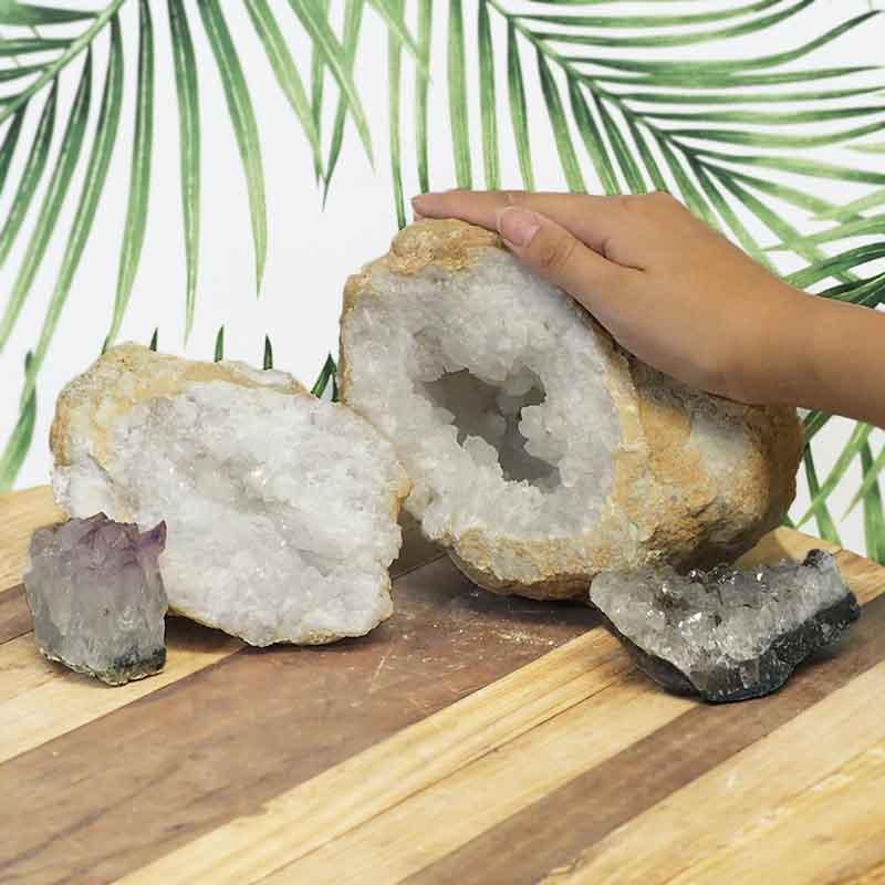 4.4kg Calcite Geode Set with Amethyst DJ454 4 Calcite Geode Set with Amethyst DJ454-1 | Himalayan Salt Factory
