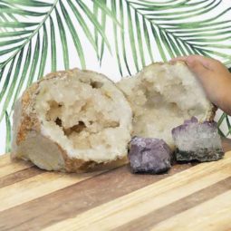 5.1kg Calcite Geode Set with Amethyst DJ457 5 Calcite Geode Set with Amethyst DJ457-1 | Himalayan Salt Factory