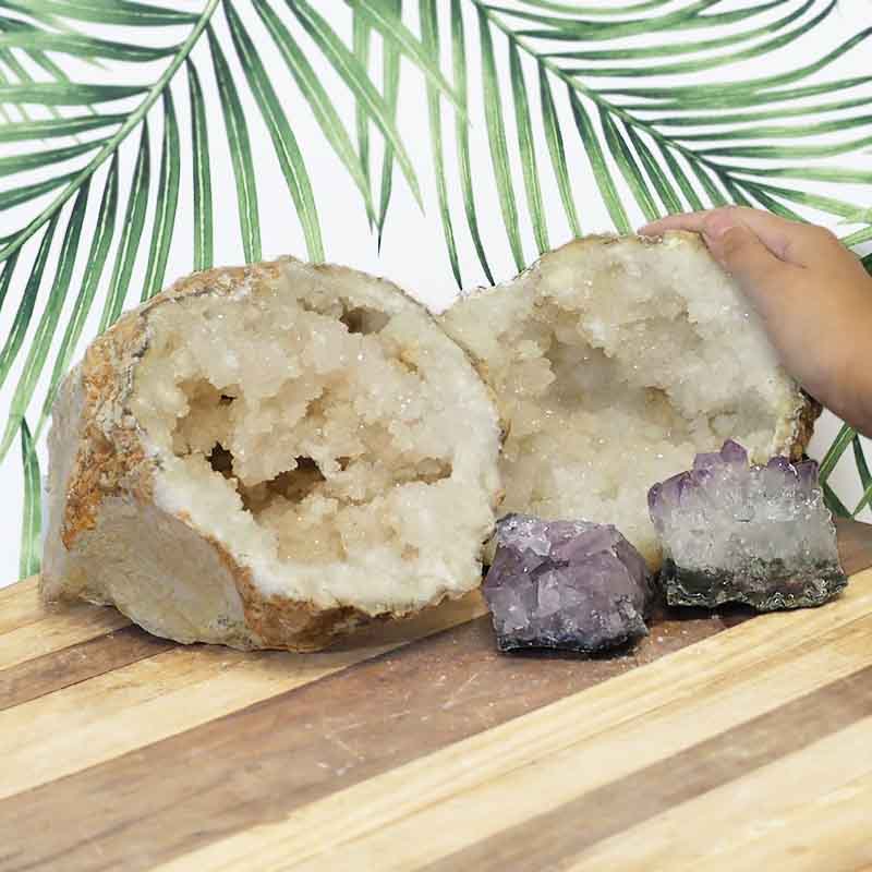 5.1kg Calcite Geode Set with Amethyst DJ457 4 Calcite Geode Set with Amethyst DJ457-1 | Himalayan Salt Factory