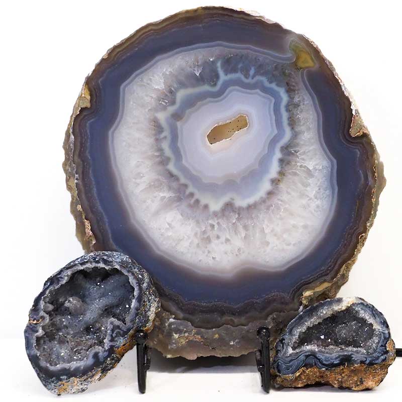 1.4kg Sliced Brazilian Agate Lamp and Mini Agate Crystal Geodes Set J212 3 Sliced Brazilian Agate Lamp and Mini Aagte Crystal Geodes Set J212 | Himalayan Salt Factory