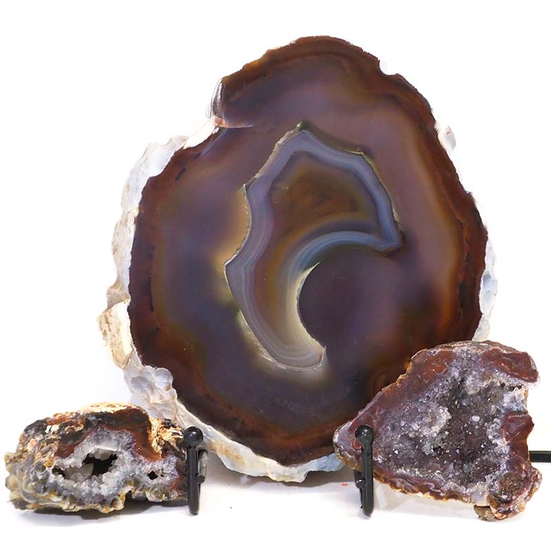 0.94kg Sliced Brazilian Agate Lamp and Mini Agate Crystal Geodes Set J214 3 Sliced Brazilian Agate Lamp and Mini Aagte Crystal Geodes Set J214 | Himalayan Salt Factory