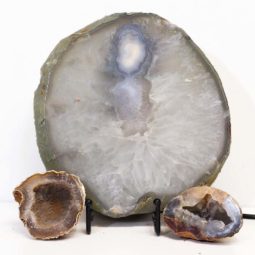 Sliced Brazilian Agate Lamp and Mini Aagte Crystal Geodes Set J219 | Himalayan Salt Factory