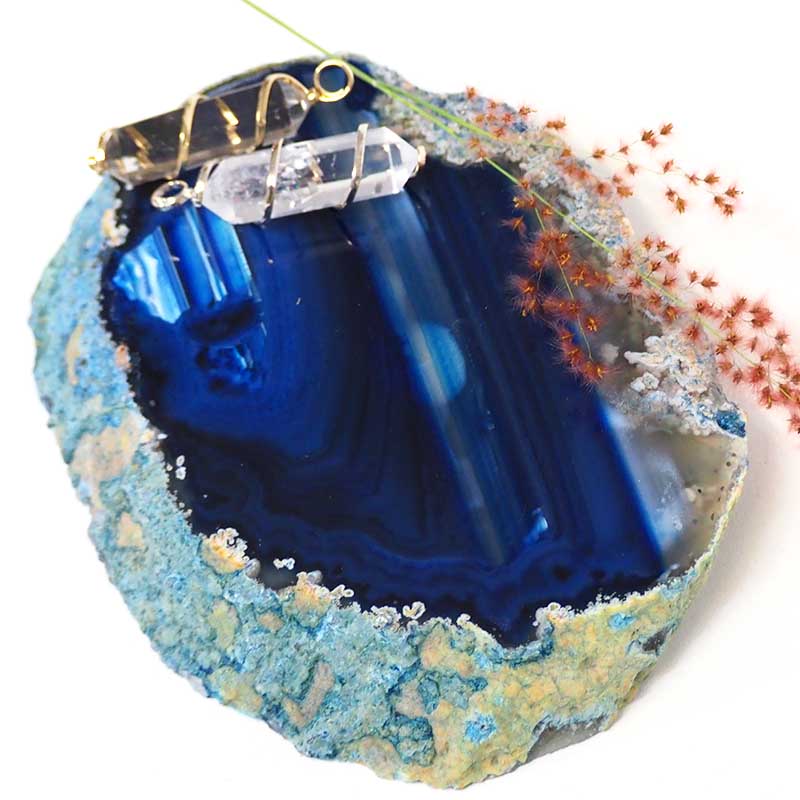 0.65Kg Brazilian Crystal Agate Plate WIth Agate Tea Light Candle Holder J693 5 Brazilian Crystal Agate Plate WIth Agate Tea Light Candle Holder J693 | Himalayan Salt Factory