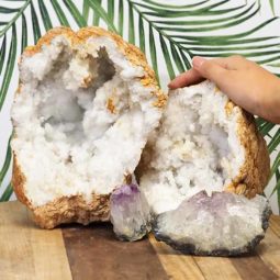 6Kg Calcite Geode Set with Amethyst J696 5 Calcite Geode Set with Amethyst J696 | Himalayan Salt Factory