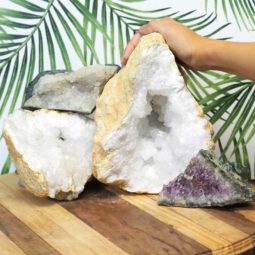 8.25kg Calcite Geode Set with Amethyst J705 5 Calcite Geode Set with Amethyst J705 | Himalayan Salt Factory