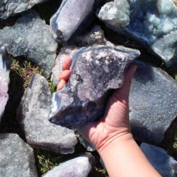 10kg Amethyst Rough Crystal with Terminated Point - S673 7 10kg Amethyst Rough Crystal with Terminated Point - S673 | Himalayan Salt Factory
