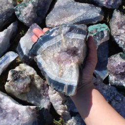 10kg Amethyst Rough Crystal with Terminated Point - S680 7 10kg Amethyst Rough Crystal with Terminated Point - S680 | Himalayan Salt Factory
