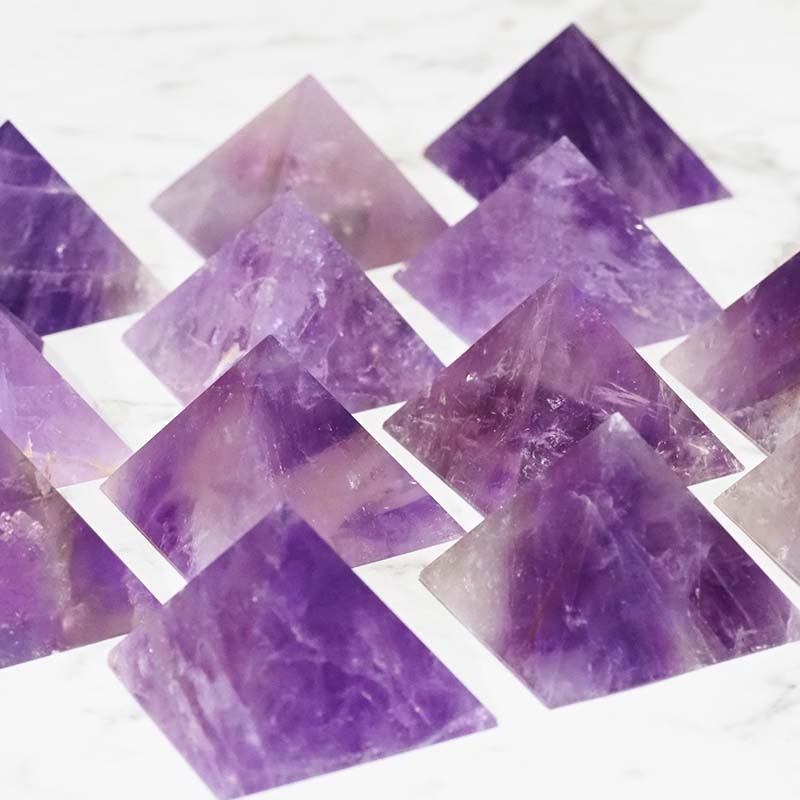 Amethyst Pyramid – Medium 5 Amethyst Pyramid – Medium | Himalayan Salt Factory