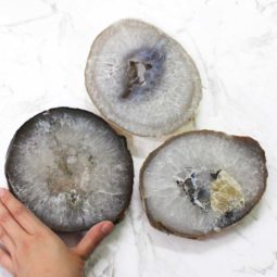 2.35kg Sliced Thick Agate Crystal Plate 3 Piece Set J1309 7 Sliced Thick Agate Crystal Plate 3 Piece Set J1309 | Himalayan Salt Factory
