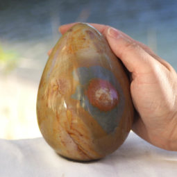 Madagascar Agate Polished Egg DS338 | Himalayan Salt Factory
