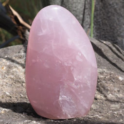 Rose Quartz Polished Altar Stone DJ1481 | Himalayan Salt Factoryy