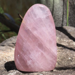 Rose Quartz Polished Altar Stone DJ1482 | Himalayan Salt Factoryy