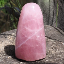 Rose Quartz Polished Altar Stone DJ1483 | Himalayan Salt Factoryy