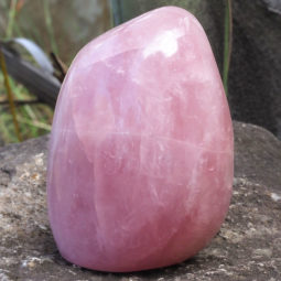 Rose Quartz Polished Altar Stone DJ1486 | Himalayan Salt Factoryy