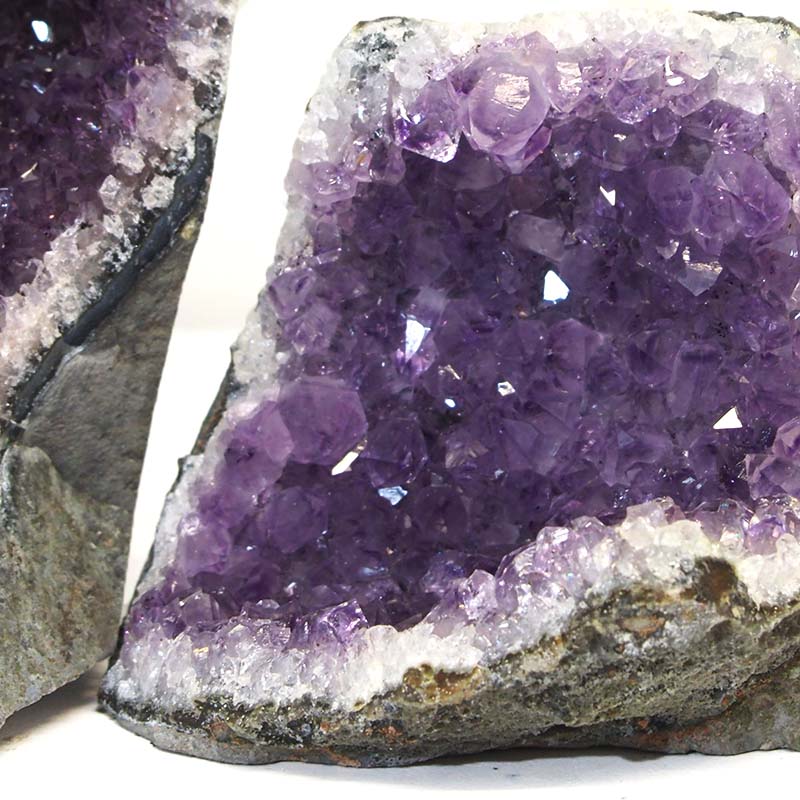 3.47kg Amethyst Crystal Geode Specimen Set 2 Pieces J1592 7 Amethyst Crystal Geode Specimen Set 2 Pieces J1592 | Himalayan Salt Factory