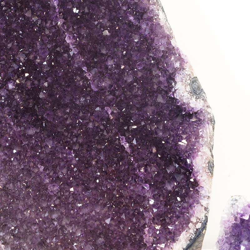 3.47kg Amethyst Crystal Geode Specimen Set 2 Pieces J1592 6 Amethyst Crystal Geode Specimen Set 2 Pieces J1592 | Himalayan Salt Factory