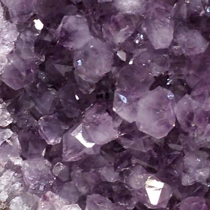 1.85kg Amethyst Crystal Geode Specimen Set 2 Pieces P272 5 Amethyst Crystal Geode Specimen Set 2 Pieces P272 | Himalayan Salt Factory