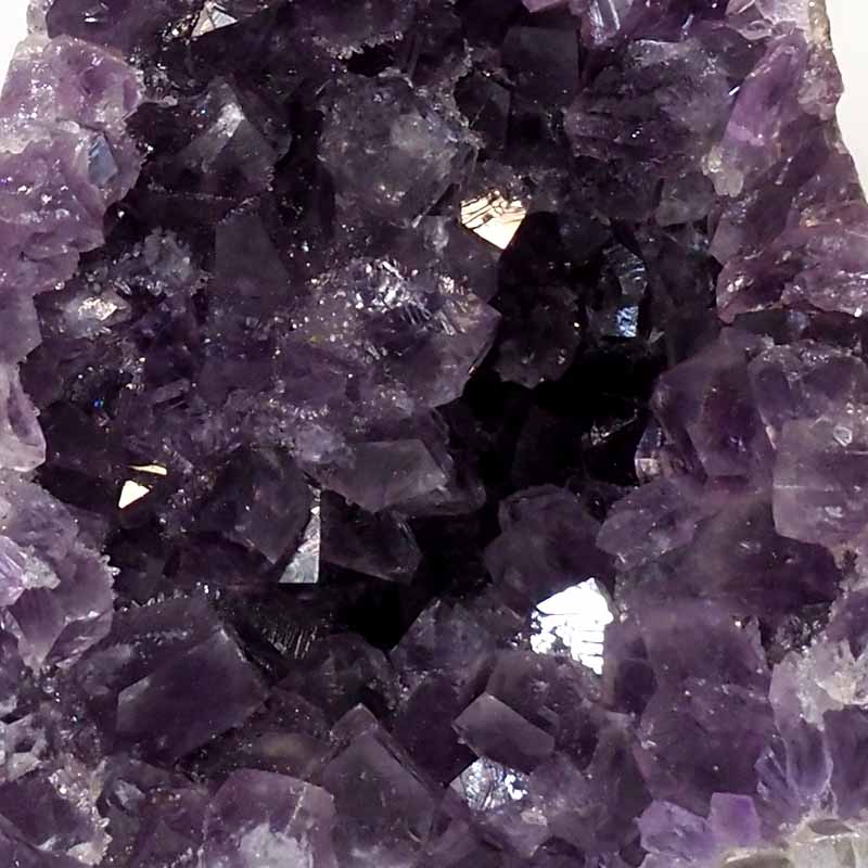 1.85kg Amethyst Crystal Geode Specimen Set 2 Pieces P333 5 Amethyst Crystal Geode Specimen Set 2 Pieces P333 | Himalayan Salt Factory