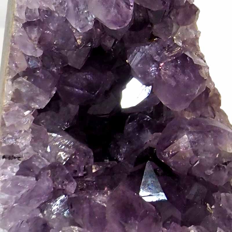 1.73kg Amethyst Crystal Geode Specimen Set 2 Pieces P335 5 Amethyst Crystal Geode Specimen Set 2 Pieces P335 | Himalayan Salt Factory