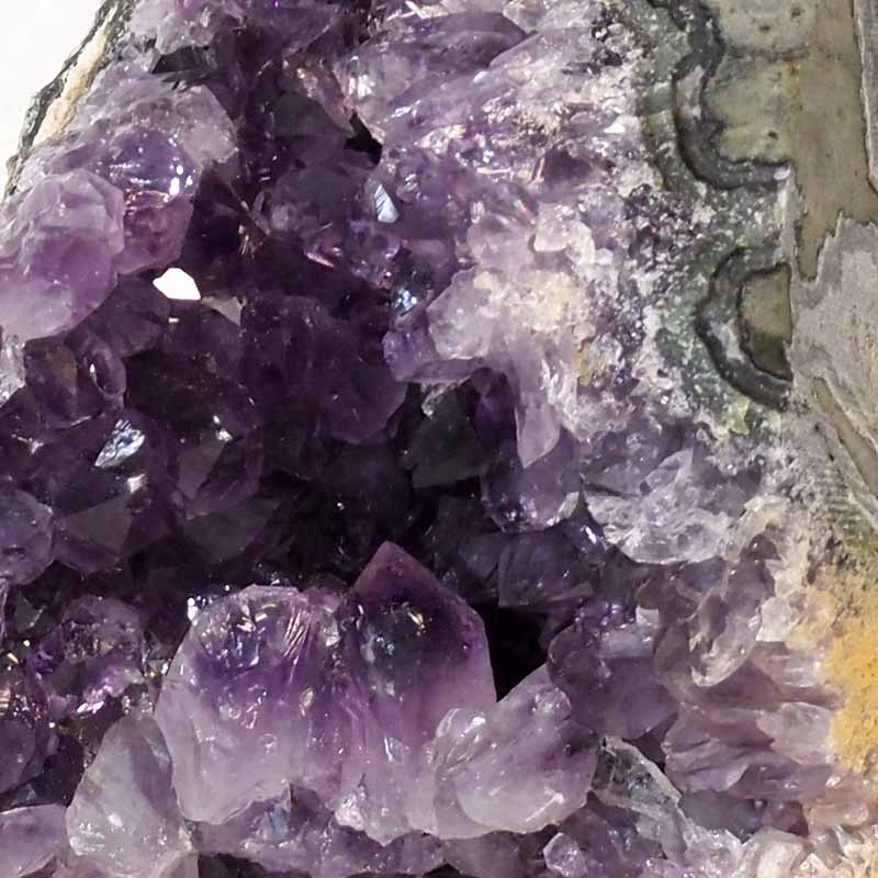 1.81kg Amethyst Crystal Geode Specimen Set 2 Pieces P359 5 Amethyst Crystal Geode Specimen Set 2 Pieces P359 | Himalayan Salt Factory