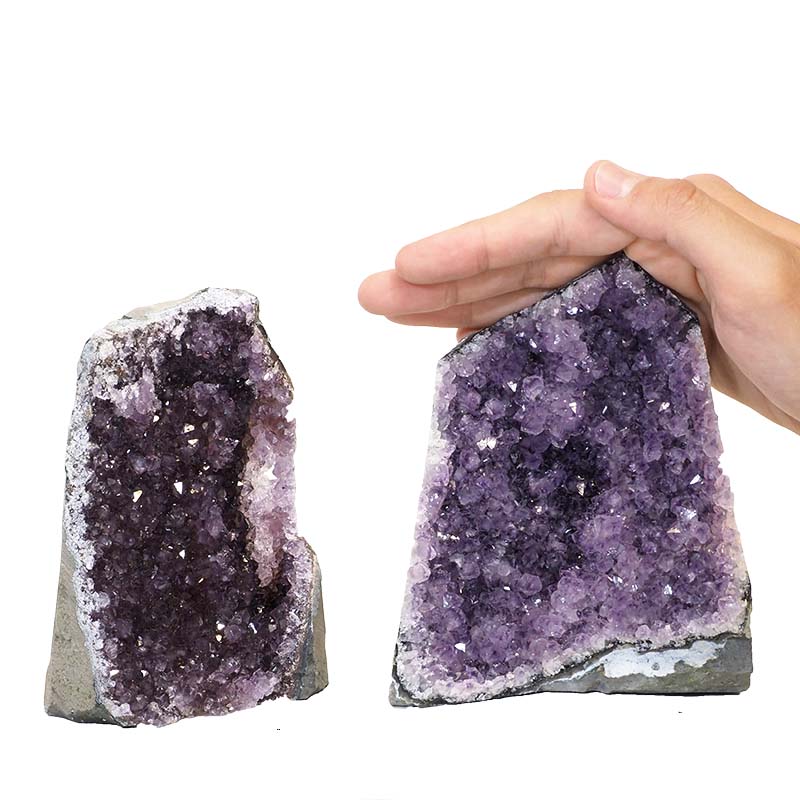1.61kg Amethyst Crystal Geode Specimen Set 2 Pieces P67 4 Amethyst Crystal Geode Specimen Set 2 Pieces P67 | Himalayan Salt Factory