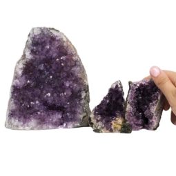 1.66kg Amethyst Crystal Geode Specimen Set 3 Pieces J1688 6 Amethyst Crystal Geode Specimen Set 3 Pieces J1688 | Himalayan Salt Factory