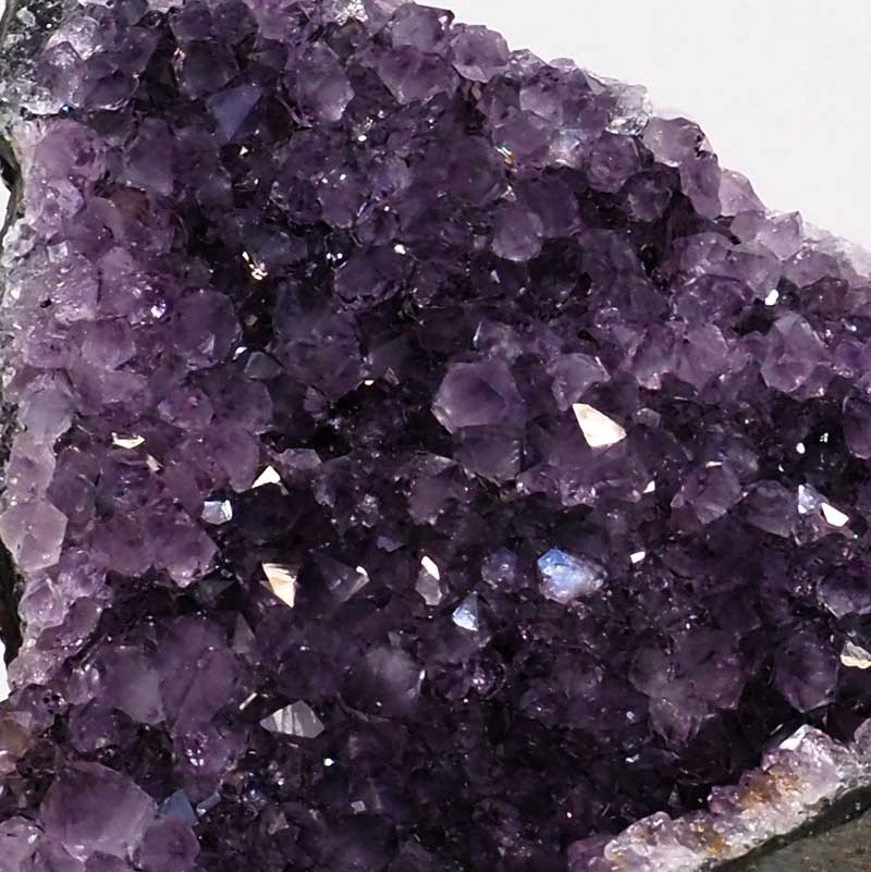 1.32kg Amethyst Crystal Geode Specimen Set 3 Pieces P226 5 Amethyst Crystal Geode Specimen Set 3 Pieces P226 | Himalayan Salt Factory
