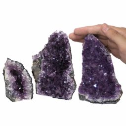 1.72kg Amethyst Crystal Geode Specimen Set 3 Pieces P250 6 Amethyst Crystal Geode Specimen Set 3 Pieces P250 | Himalayan Salt Factory