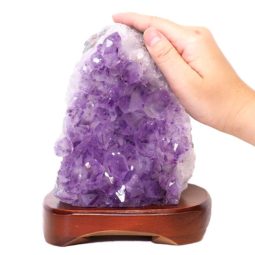 1.75kg Natural Amethyst Crystal Lamp with Timber Base DS669 7 Natural Amethyst Crystal Lamp with Timber Base DS669 | Himalayan Salt Factory