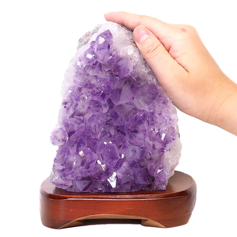 1.75kg Natural Amethyst Crystal Lamp with Timber Base DS669 5 Natural Amethyst Crystal Lamp with Timber Base DS669 | Himalayan Salt Factory