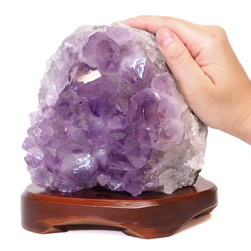 2.19kg Natural Amethyst Crystal Lamp with Timber Base DS673 5 Natural Amethyst Crystal Lamp with Timber Base DS673 | Himalayan Salt Factory