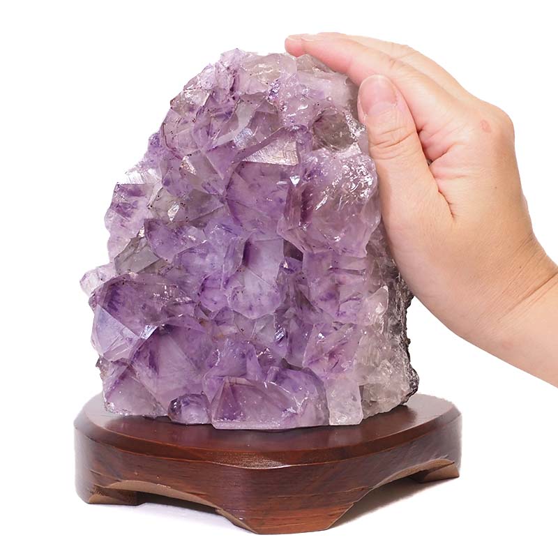 1.96kg Natural Amethyst Crystal Lamp with Timber Base DS701 5 Natural Amethyst Crystal Lamp with Timber Base DS701-1 | Himalayan Salt Factory