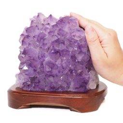 2.31kg Natural Amethyst Crystal Lamp with Timber Base DS704 7 Natural Amethyst Crystal Lamp with Timber Base DS704 | Himalayan Salt Factory
