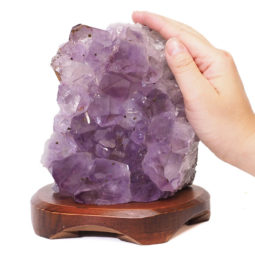 1.99kg Natural Amethyst Crystal Lamp with Timber Base DS708 7 Natural Amethyst Crystal Lamp with Timber Base DS708 | Himalayan Salt Factory
