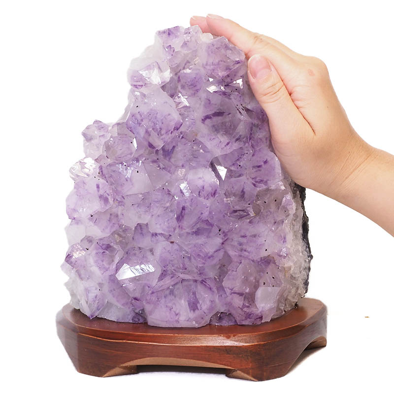 3.24kg Natural Amethyst Crystal Lamp with Timber Base DS714 5 Natural Amethyst Crystal Lamp with Timber Base DS714 | Himalayan Salt Factory