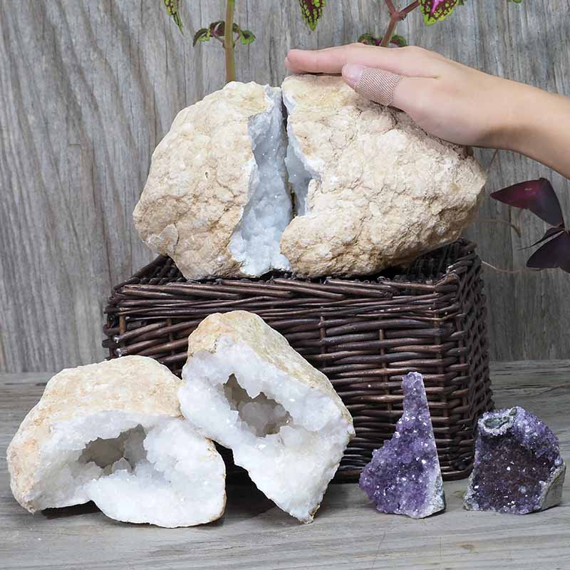 Calcite Geode Pair - 2 Small Geodes Set with Amethyst 2 Pieces DN106 4 Calcite Geode Pair – 2 Small Geodes Set with Amethyst 2 Pieces DN106 | Himalayan Salt Factory