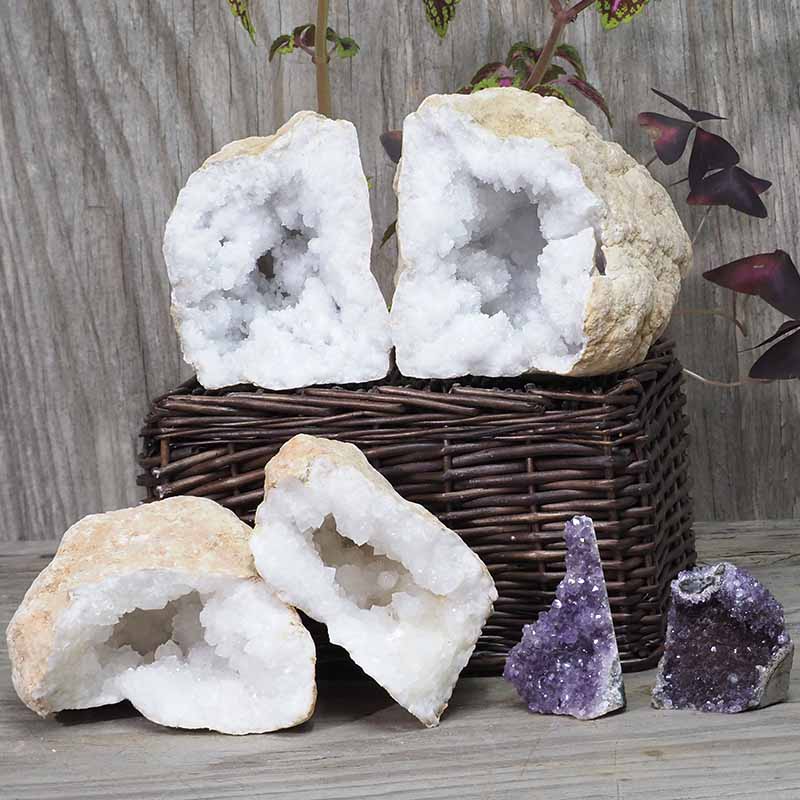 Calcite Geode Pair - 2 Small Geodes Set with Amethyst 2 Pieces DN106 3 Calcite Geode Pair – 2 Small Geodes Set with Amethyst 2 Pieces DN106 | Himalayan Salt Factory