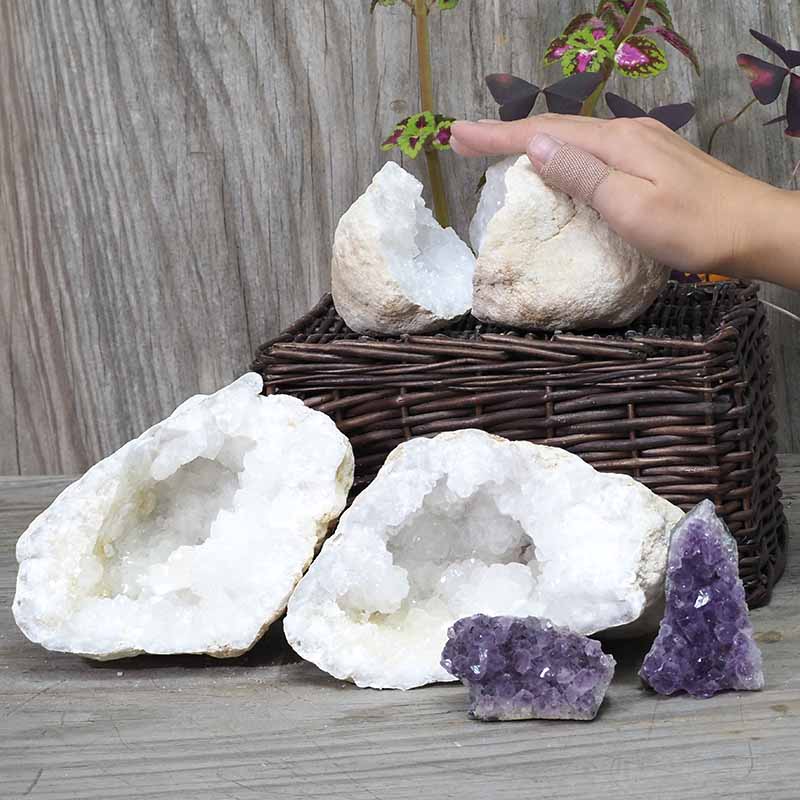 Calcite Geode Pair - 2 Small Geodes Set with Amethyst 2 Pieces DN107 4 Calcite Geode Pair – 2 Small Geodes Set with Amethyst 2 Pieces DN107 | Himalayan Salt Factory