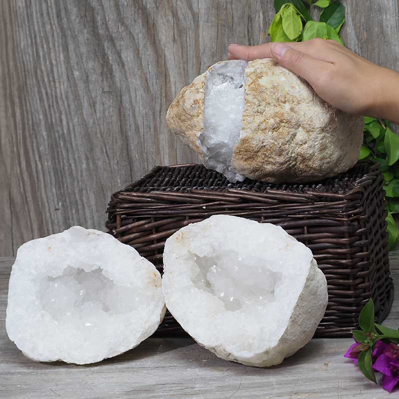 Natural Calcite Geode Pair - 2 Small Geodes Set N470 4 Natural Calcite Geode Pair – 2 Small Geodes Set N470 | Himalayan Salt Factory