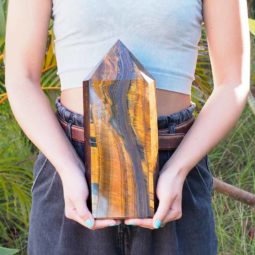 Tiger Eye Terminated Point DS812 | Himalayan Salt Factory