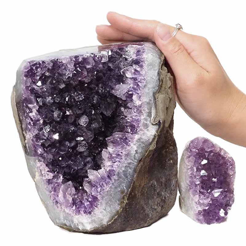 2.84kg Amethyst Polished Crystal Geode Specimen Set 2 Pieces DN404 4 2.18kg Amethyst Polished Crystal Geode Specimen Set 2 Pieces DN404 | Himalayan Salt Factory